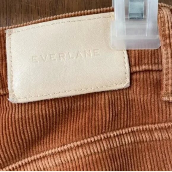 Everlane - Baby Cheeky Straight Corduroy Pants Cropped | Size 27 | Acorn - Picture 6 of 14